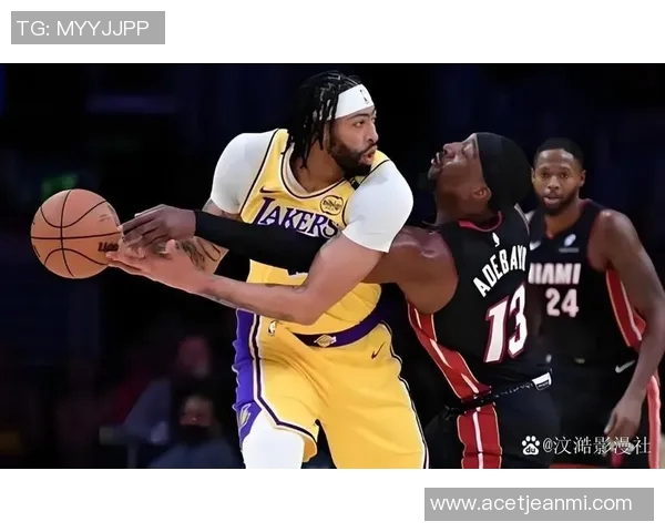 湖人对决热火精彩回放11月19日比赛全程回顾与精彩瞬间分析 湖人对决热火精彩回放11月19日比赛全程回顾与精彩瞬间分析