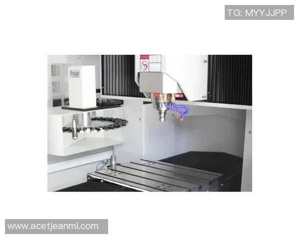 精雕机技术创新与应用探讨:提升加工精度与效率的关键突破 精雕机技术创新与应用探讨:提升加工精度与效率的关键突破